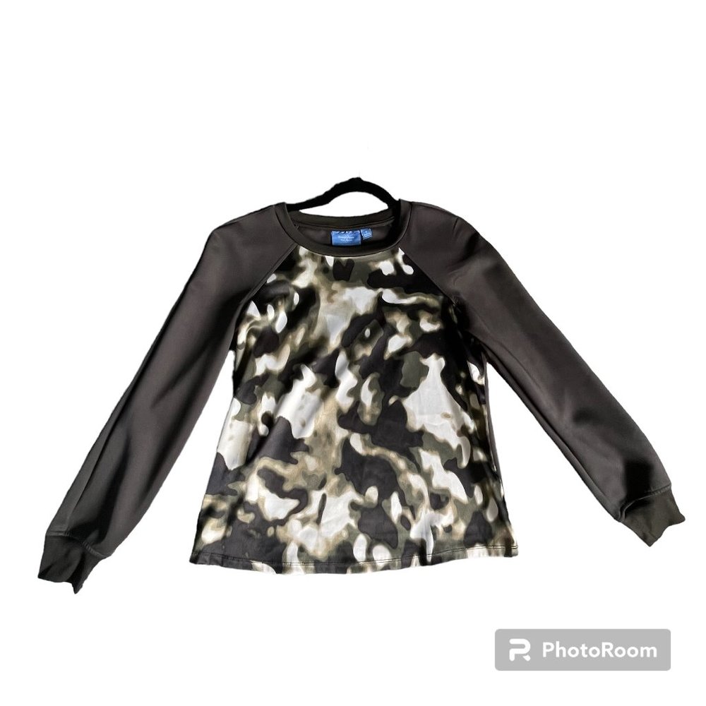 SIMPLY VERA WANG Camo Sweatshirt sz. small